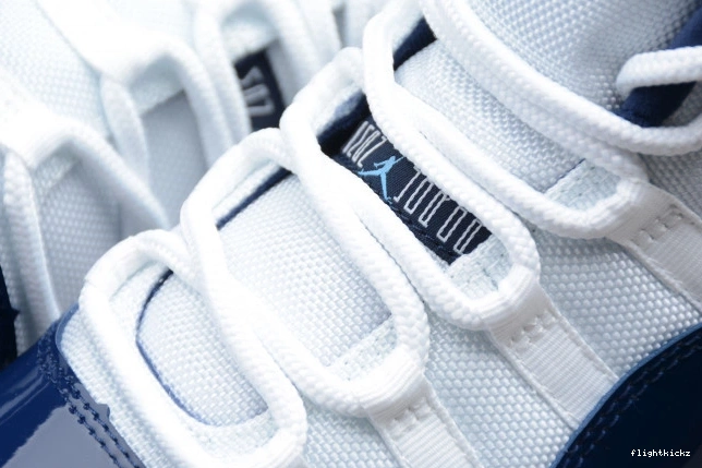 Midnight Retro 378037-123 Jordan Air 11 Navy 1104